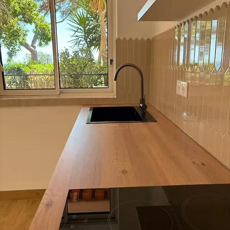 Apartmán T2, Route Des Sanguinaires A 100m De La De Marinella Ajaccio (Corsica)