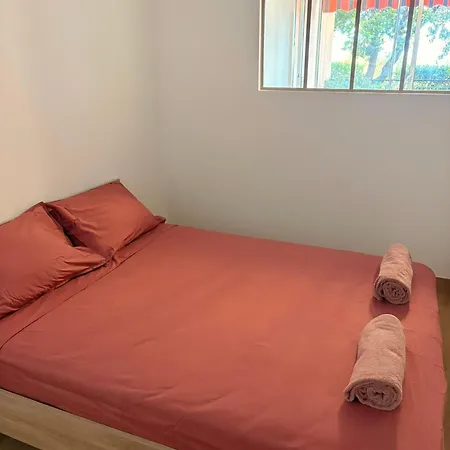 Apartmán T2, Route Des Sanguinaires A 100m De La De Marinella Ajaccio (Corsica)